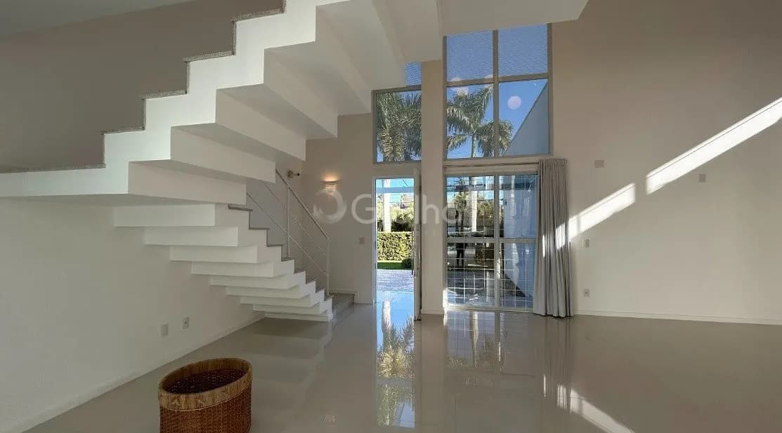 Casa para venda com 4 dormitórios em Jurerê Internacional com 485 m² — foto principal
