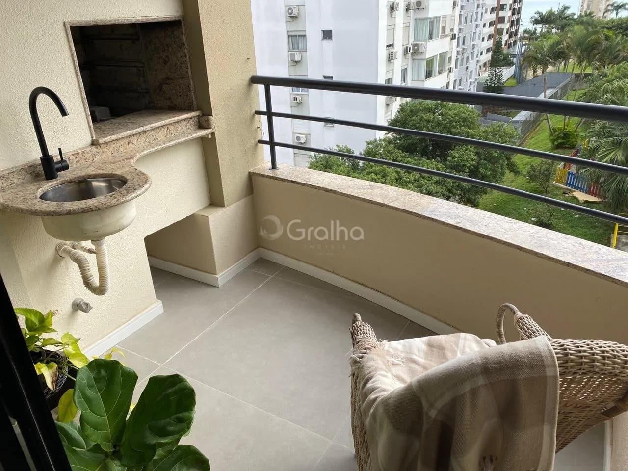 Apartamento para venda com 3 dormitórios em Centro com 87 m² — foto 3