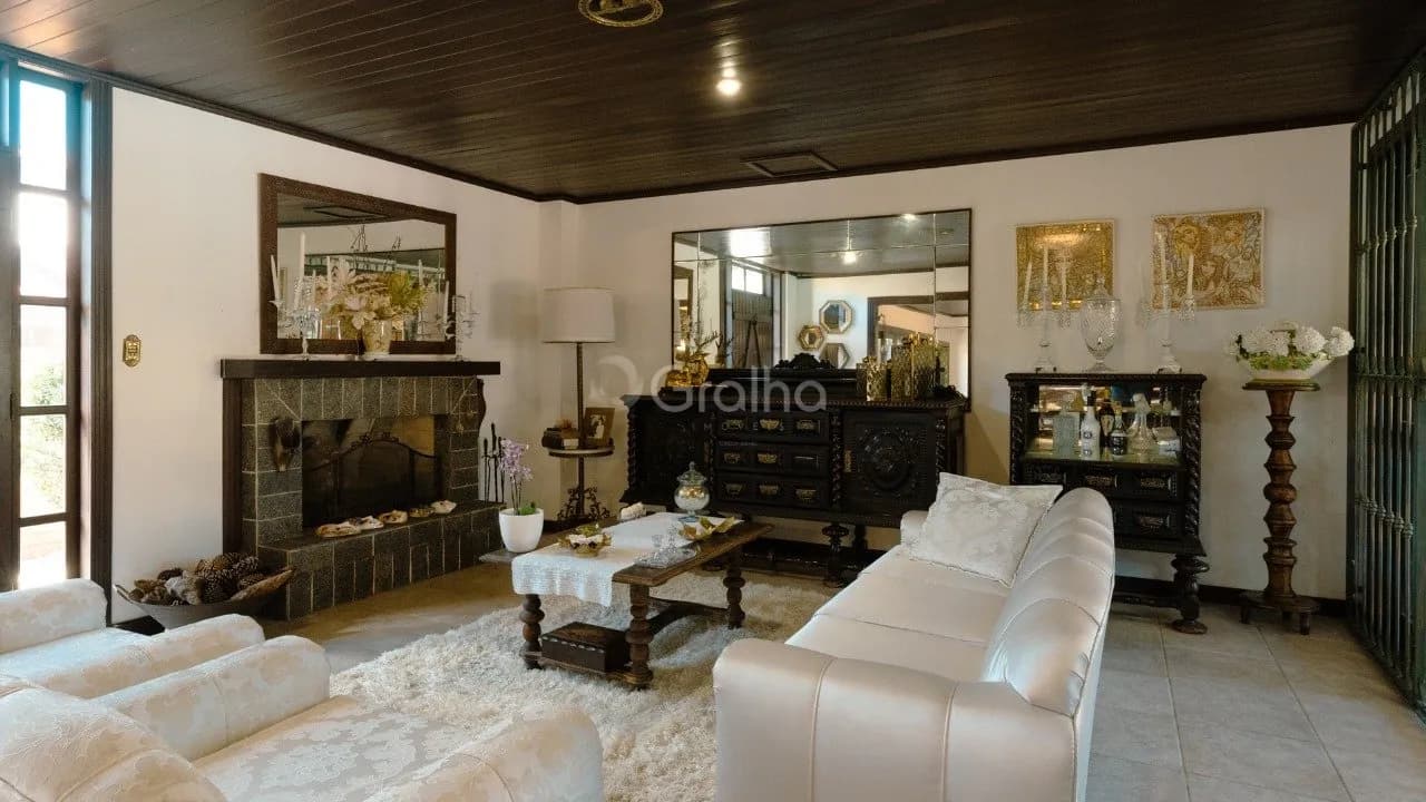 Casa para venda com 4 dormitórios em Itacorubi com 530 m² — foto principal