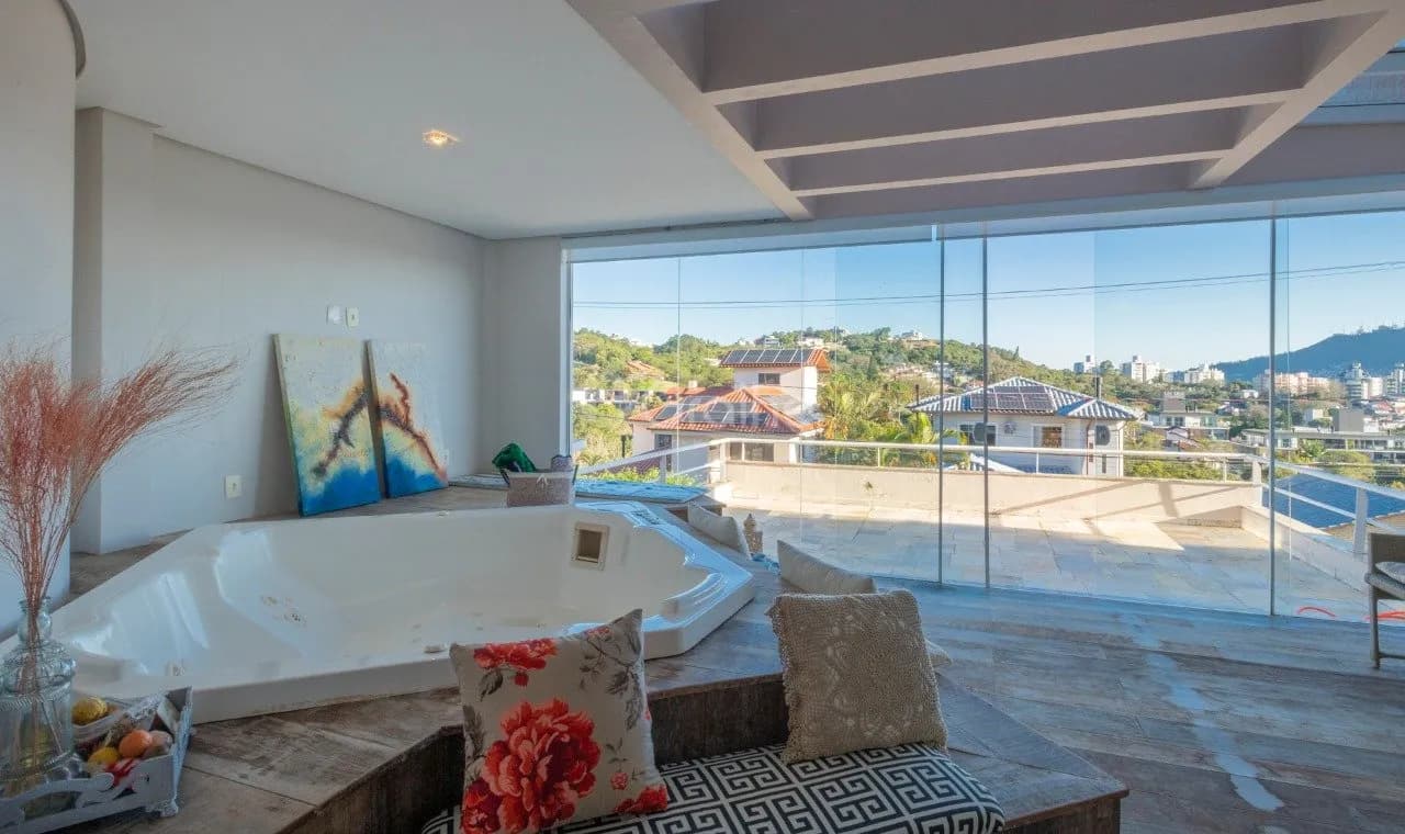 Casa para venda com 4 dormitórios em Joao Paulo com 596 m² — foto principal