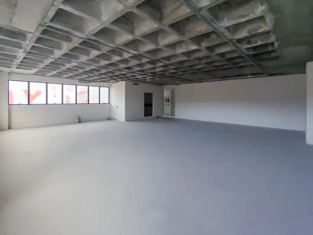 Sala comercial para venda em Saco Grande com 156 m² — foto 5