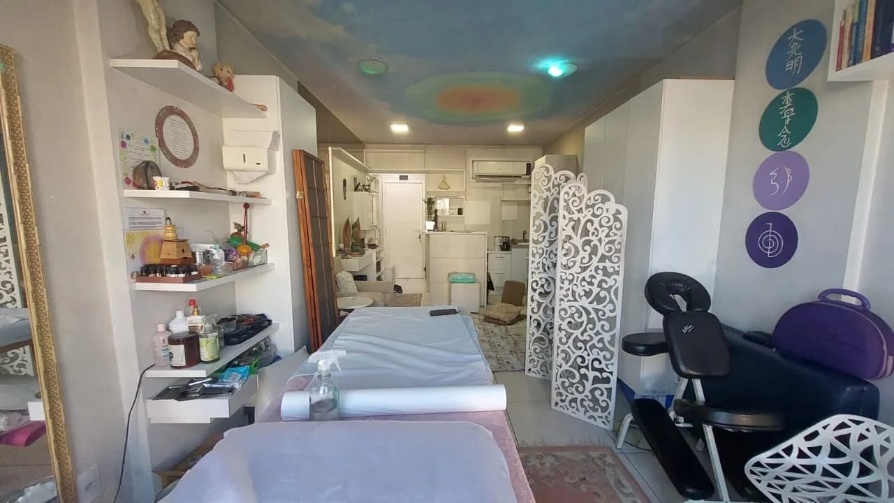 Sala comercial para venda em Trindade com 28 m² — foto principal
