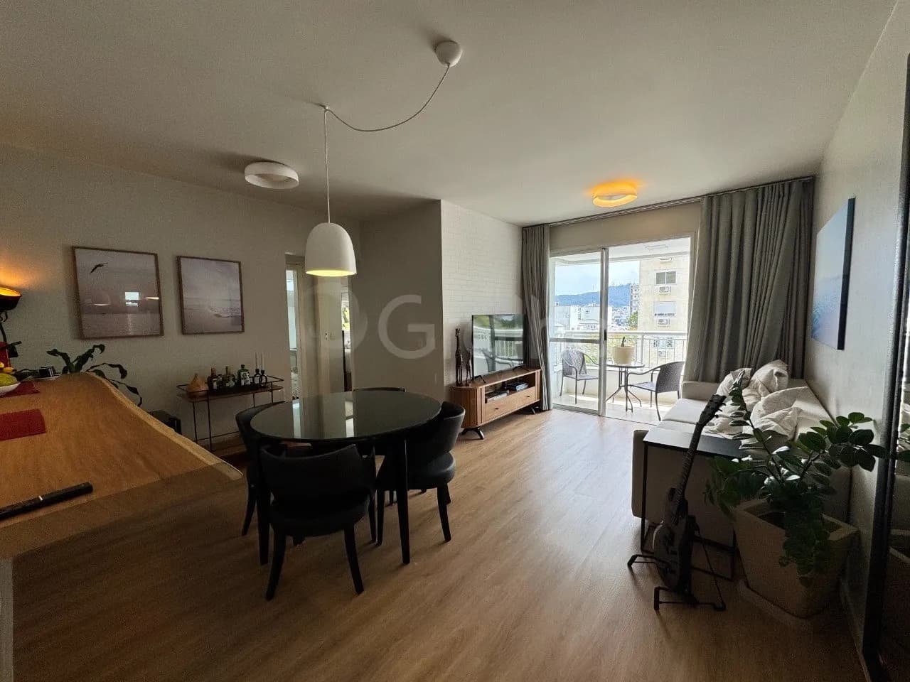 Apartamento para venda com 2 dormitórios em Itacorubi com 81 m² — foto principal