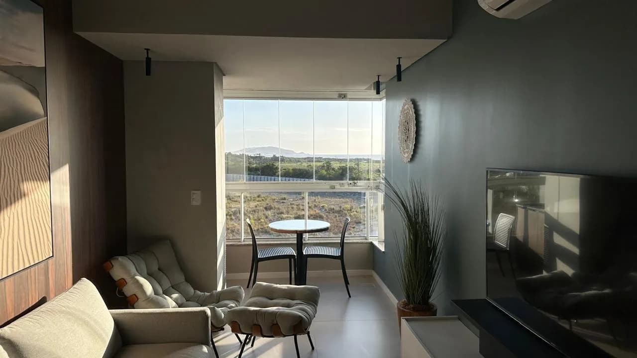 Apartamento para venda com 2 dormitórios em Campeche com 76 m² — foto 2