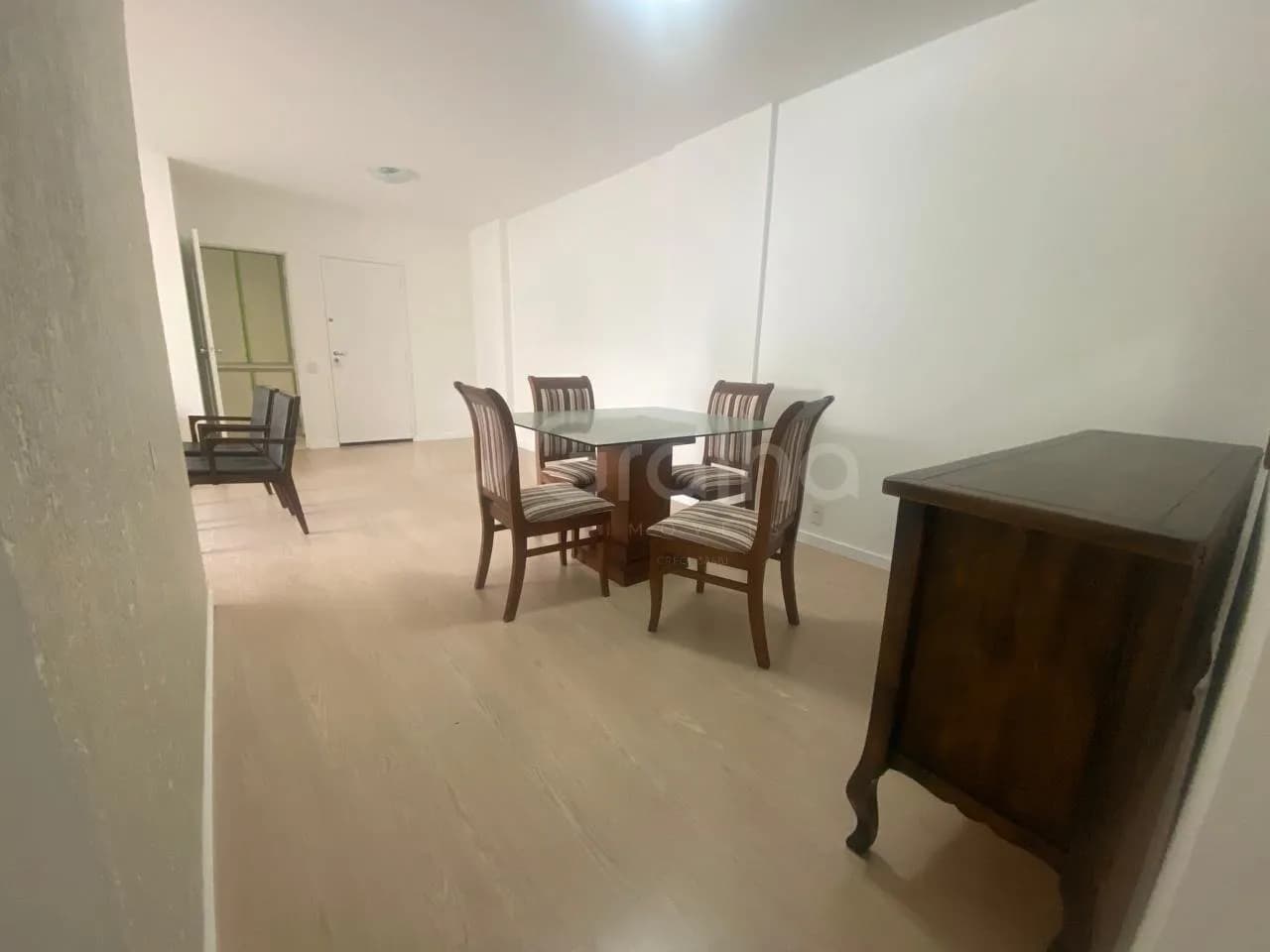 Apartamento para venda com 3 dormitórios em Centro com 120 m² — foto 2