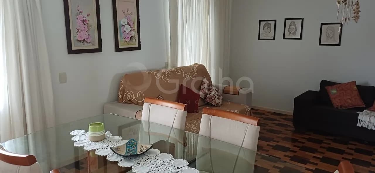 Casa para venda com 5 dormitórios em Côrrego Grande com 189 m² — foto 2