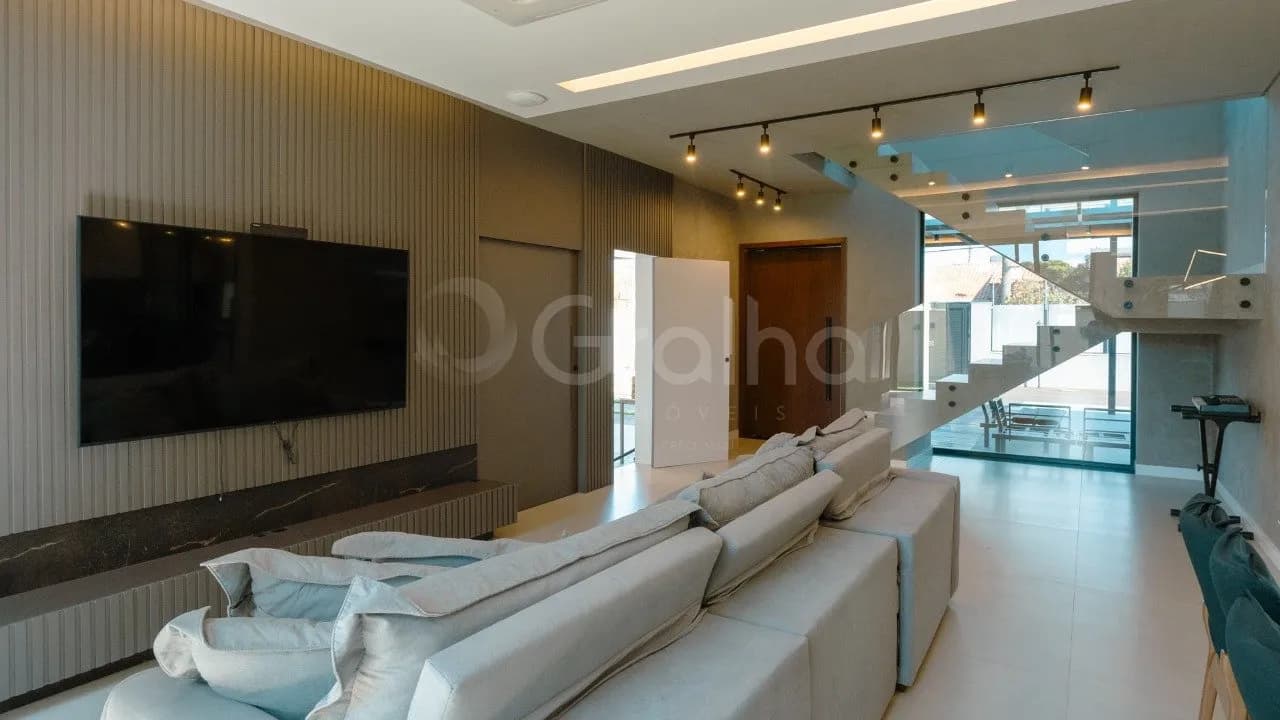Casa para venda com 4 dormitórios em Ingleses Do Rio Vermelho com 323 m² — foto 2