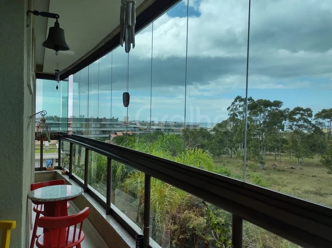 Apartamento para venda com 3 dormitórios em Campeche com 102 m² — foto principal