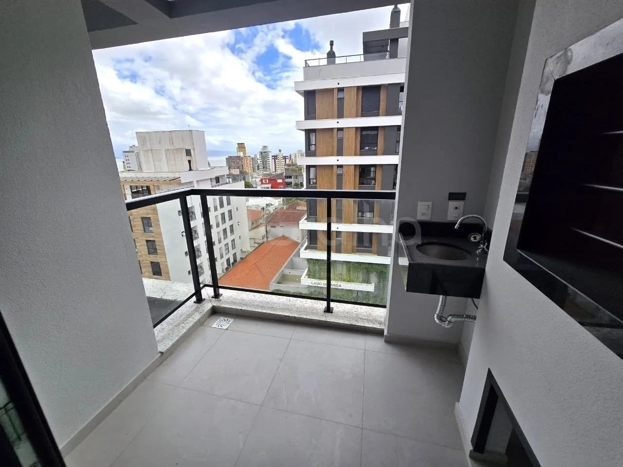 Apartamento para venda com 2 dormitórios em Centro com 69 m² — foto 4