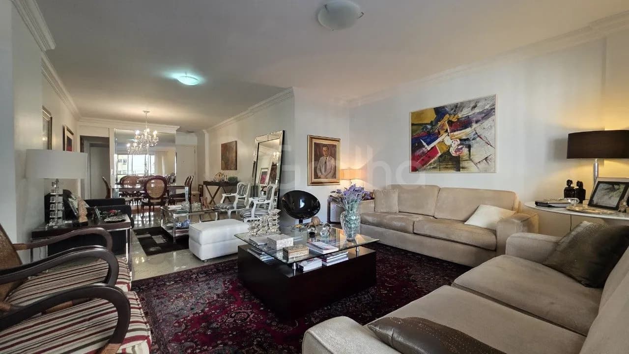 Apartamento para venda com 3 dormitórios em Centro com 170 m² — foto principal