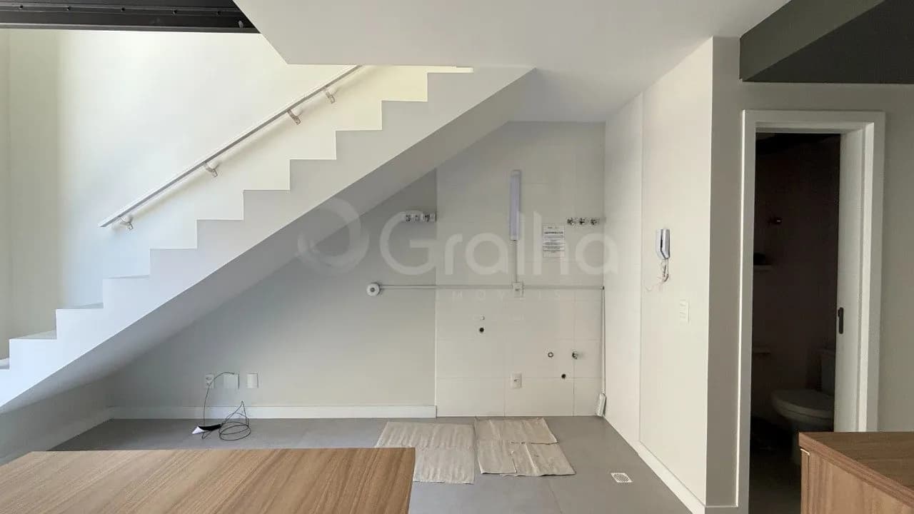 Estúdio para venda com 1 dormitório, em Carvoeira com 43 m² — foto 3