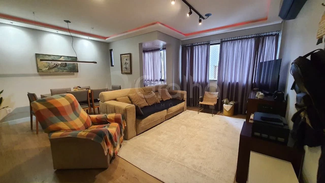 Apartamento para venda com 3 dormitórios em Centro com 108 m² — foto principal
