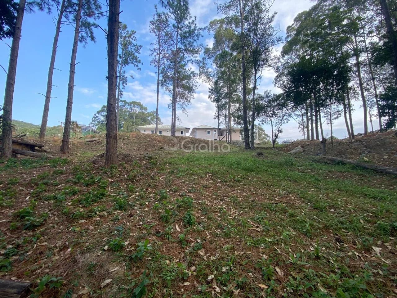 Terreno para venda em Pantanal com 1500 m² — foto principal