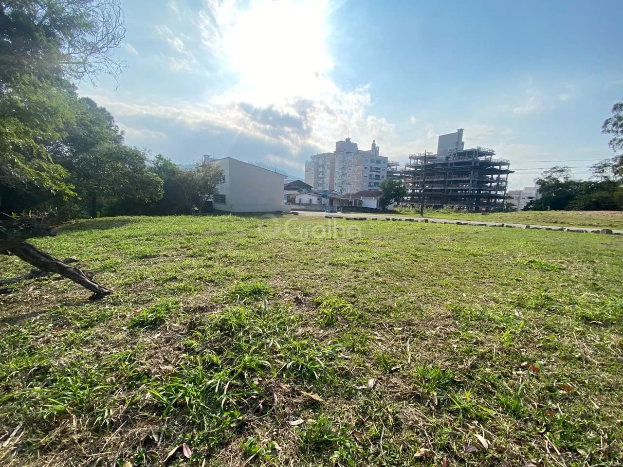 Terreno para venda em Pantanal com 1500 m² — foto 2