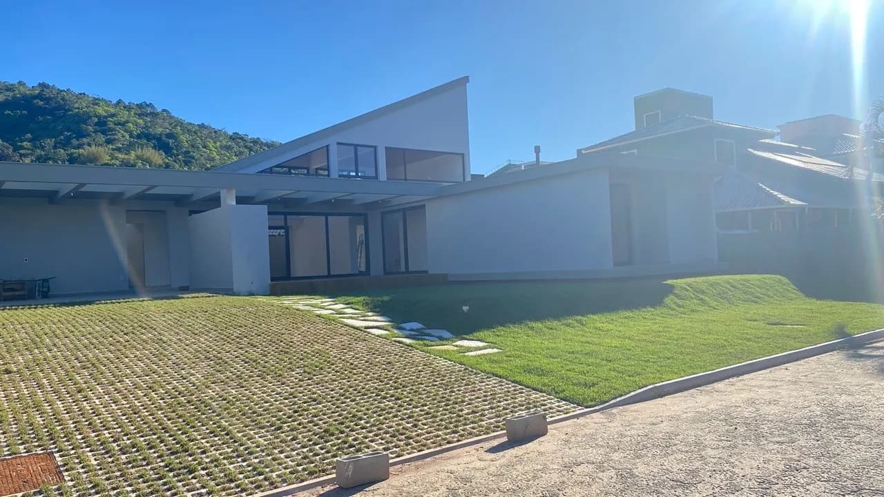 Casa para venda com 3 dormitórios em Rio Tavares com 281 m² — foto 3