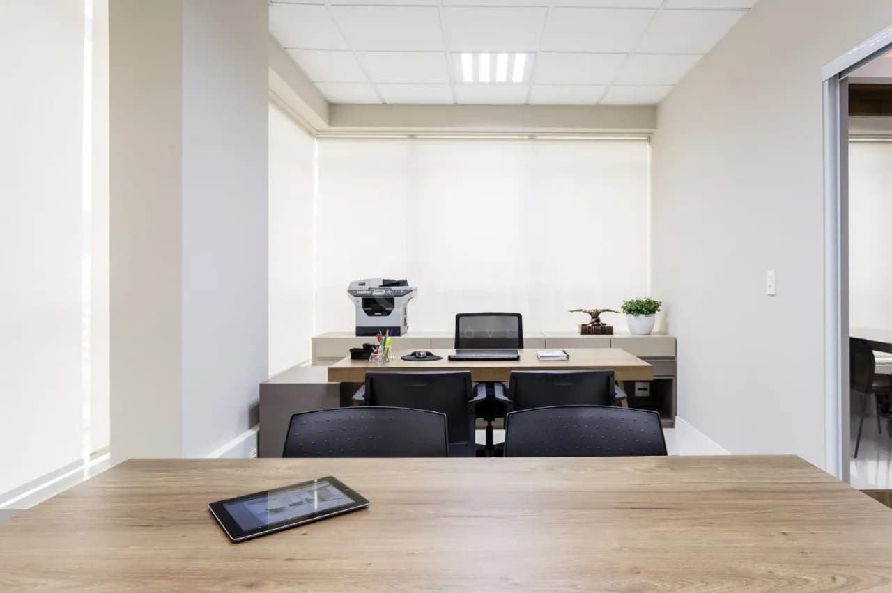 Sala comercial para venda em Centro com 61 m² — foto 3