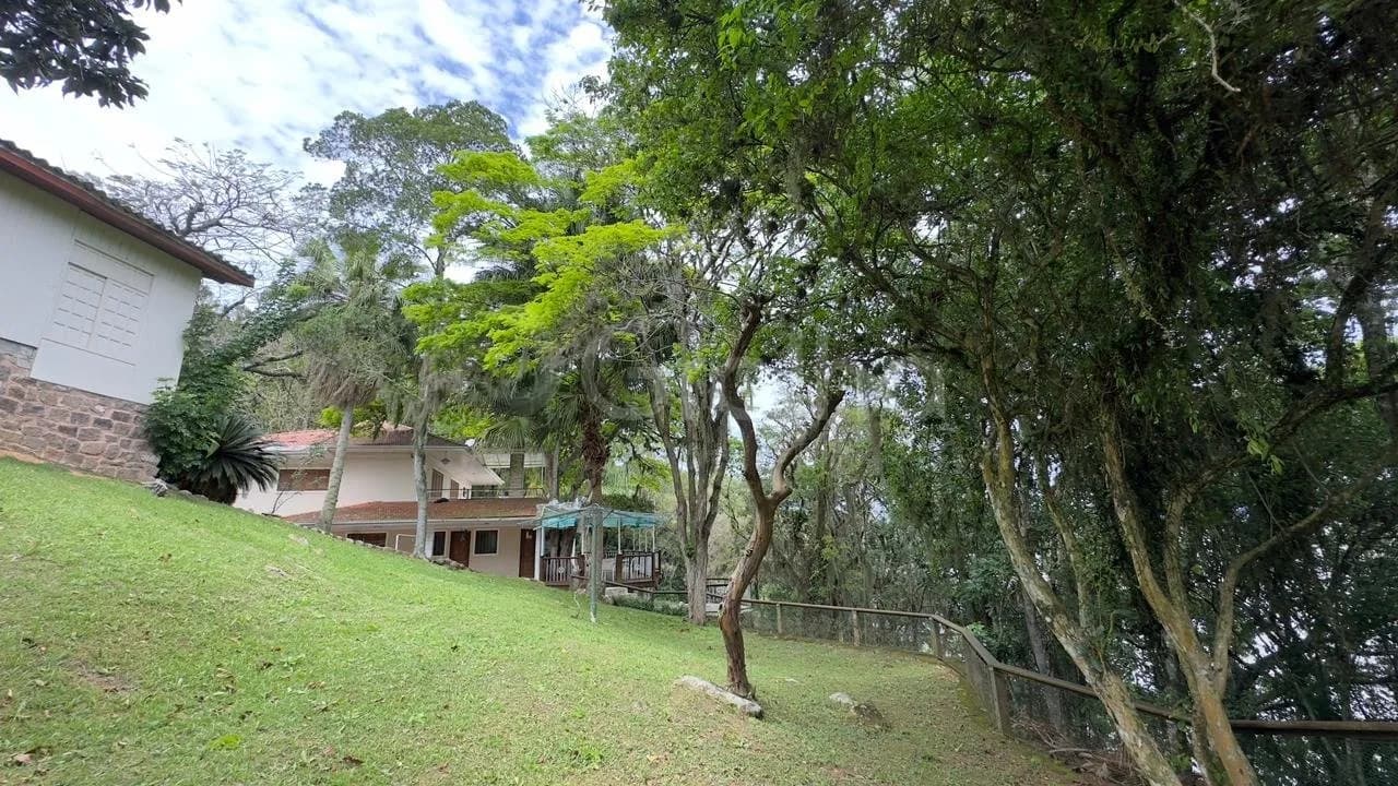 Terreno para venda em Sambaqui com 9399 m² — foto 4