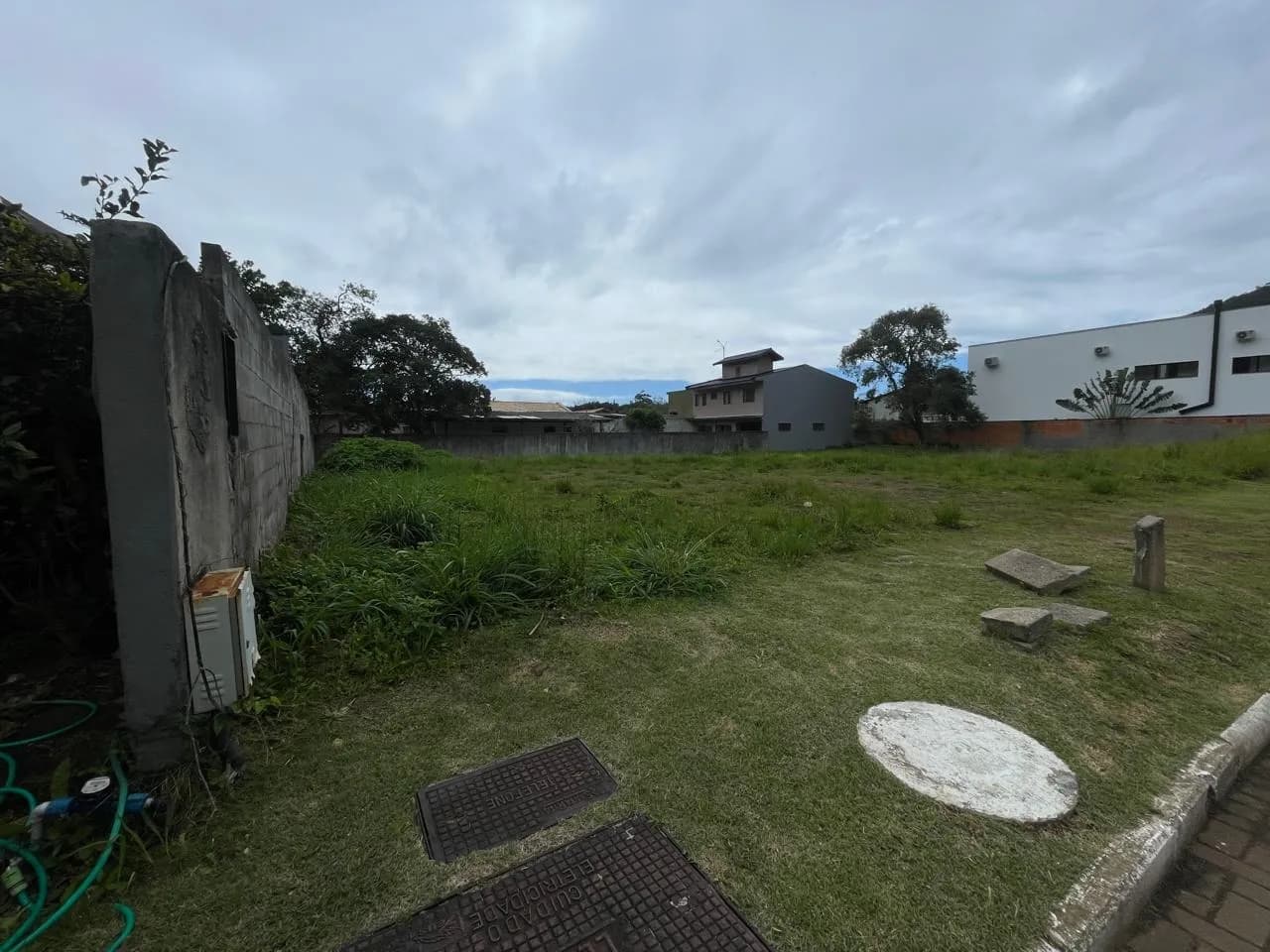 Terreno para venda em Armação do Pântano Do Sul com 637 m² — foto 2