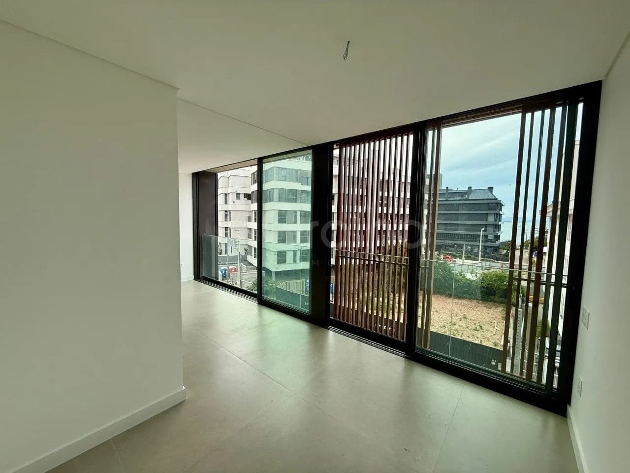 Apartamento para venda com 3 dormitórios em Jurerê com 120 m² — foto 4
