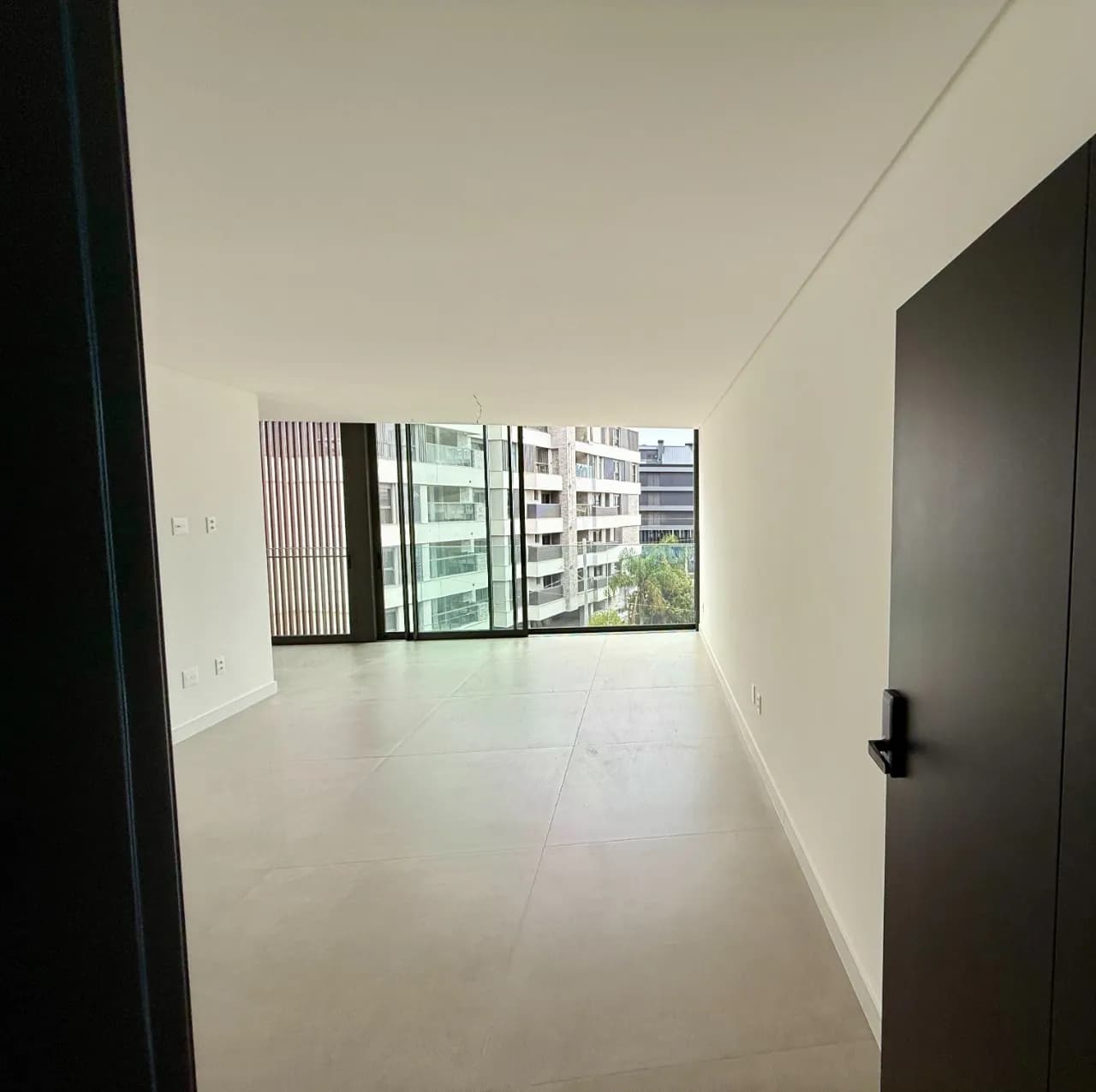 Apartamento para venda com 3 dormitórios em Jurerê com 109 m² — foto 4