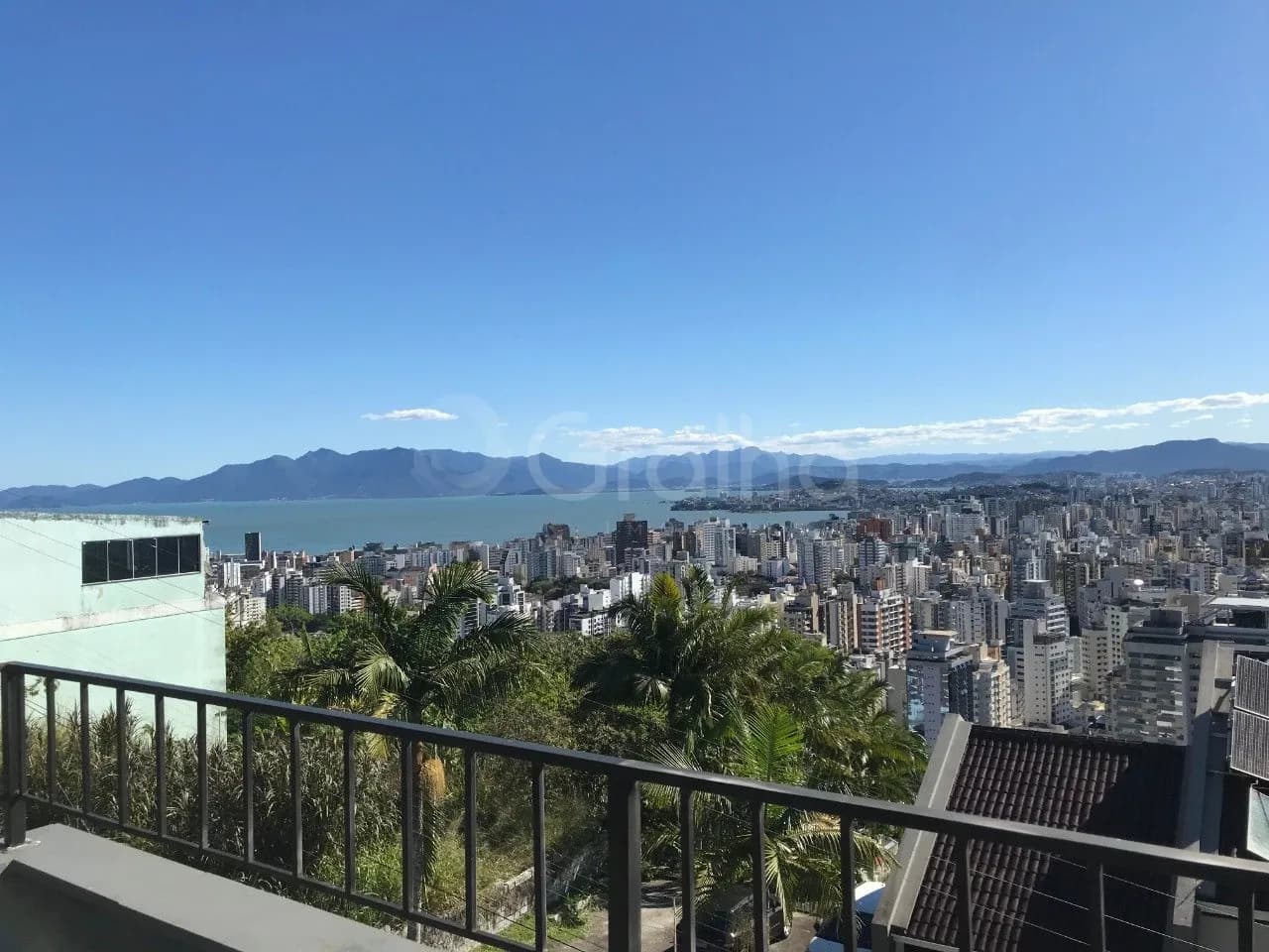 Casa para venda com 2 dormitórios em Centro com 460 m² — foto 2