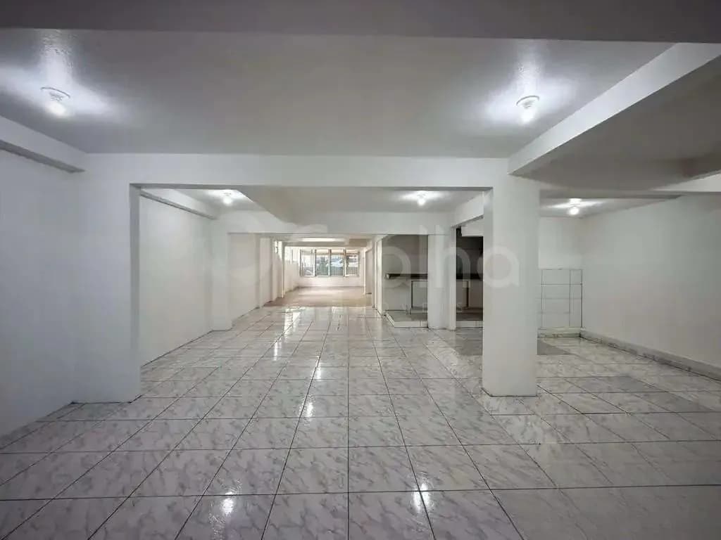 Sala comercial para venda em Centro com 151 m² — foto principal