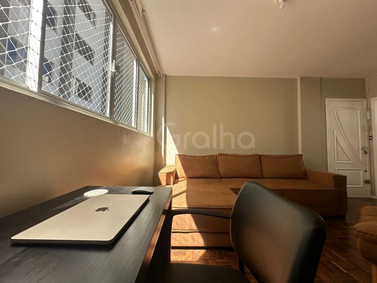 Apartamento para venda com 2 dormitórios em Centro com 59 m² — foto 2