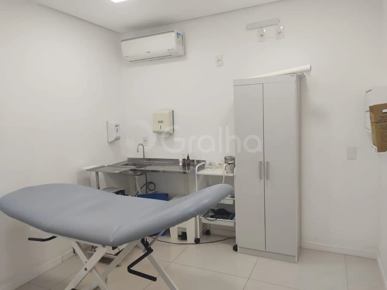 Sala comercial para venda em Centro com 110 m² — foto 2
