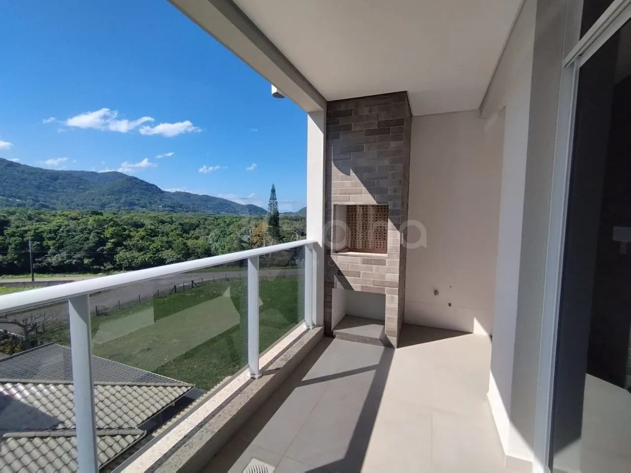 Apartamento para venda com 1 dormitório, em Pântano Do Sul com 53 m²