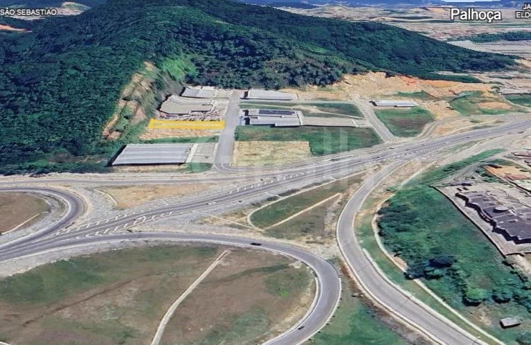 Terreno para venda em Alto Aririú com 749 m² — foto 2