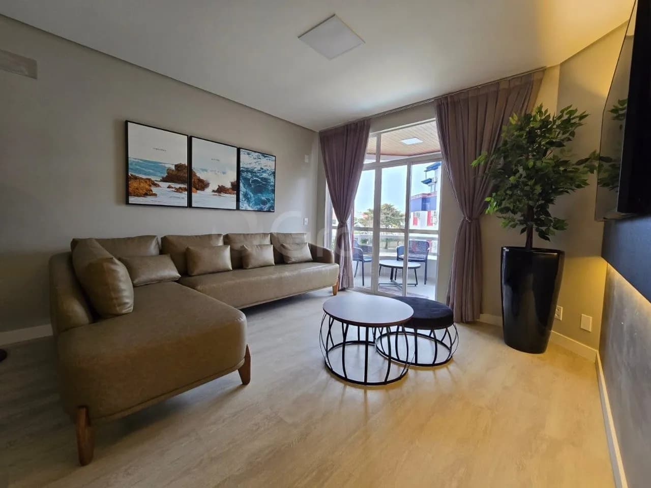 Apartamento para venda com 3 dormitórios em Praia Brava com 96 m² — foto principal