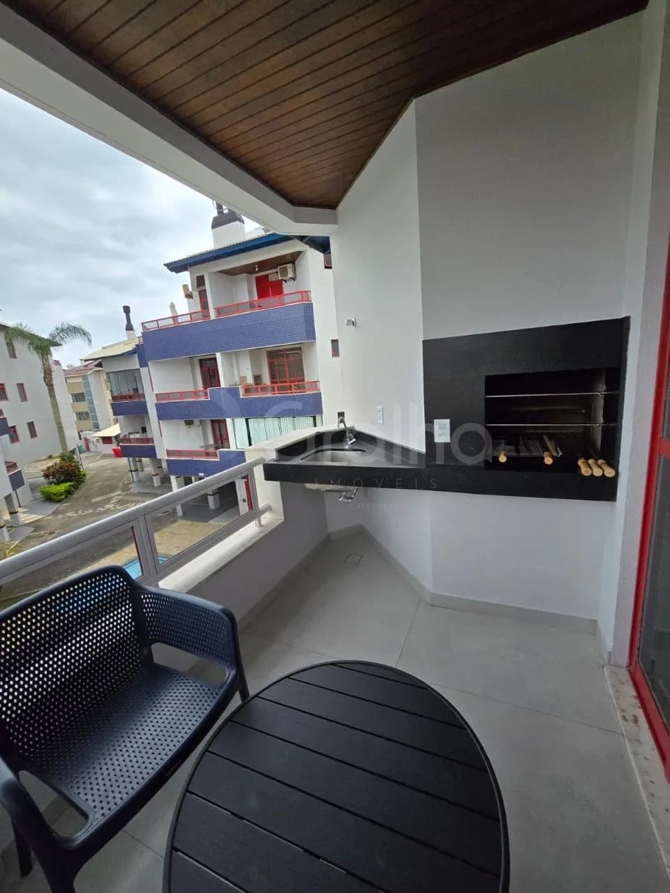 Apartamento para venda com 3 dormitórios em Praia Brava com 96 m² — foto 2