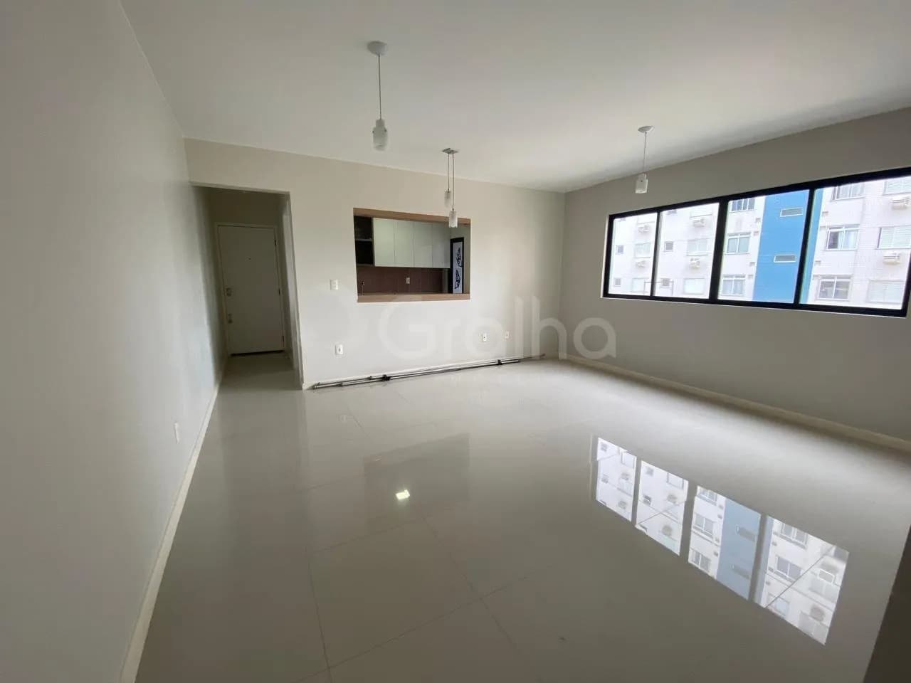 Apartamento para venda com 2 dormitórios em Balneário com 70 m²