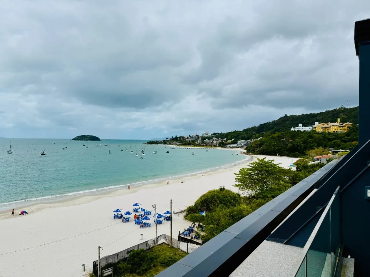 Cobertura para venda com 3 dormitórios em Jurerê com 255 m² — foto principal