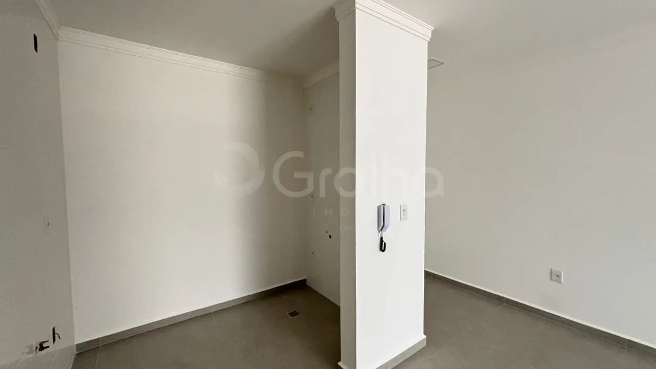 Apartamento para venda com 1 dormitório, em Ingleses Do Rio Vermelho com 47 m² — foto 4