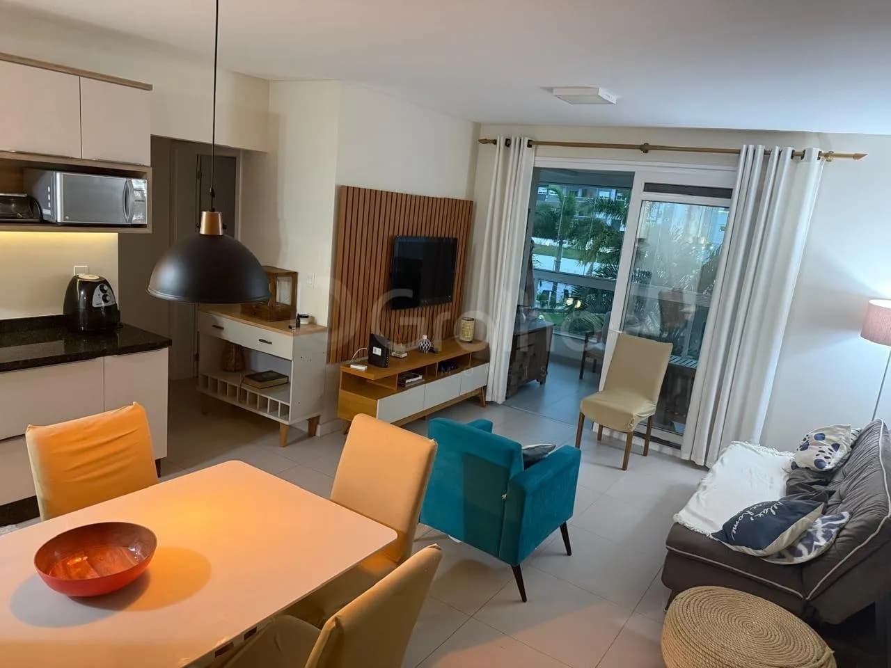 Apartamento para venda com 2 dormitórios em Ingleses Do Rio Vermelho com 85 m² — foto principal