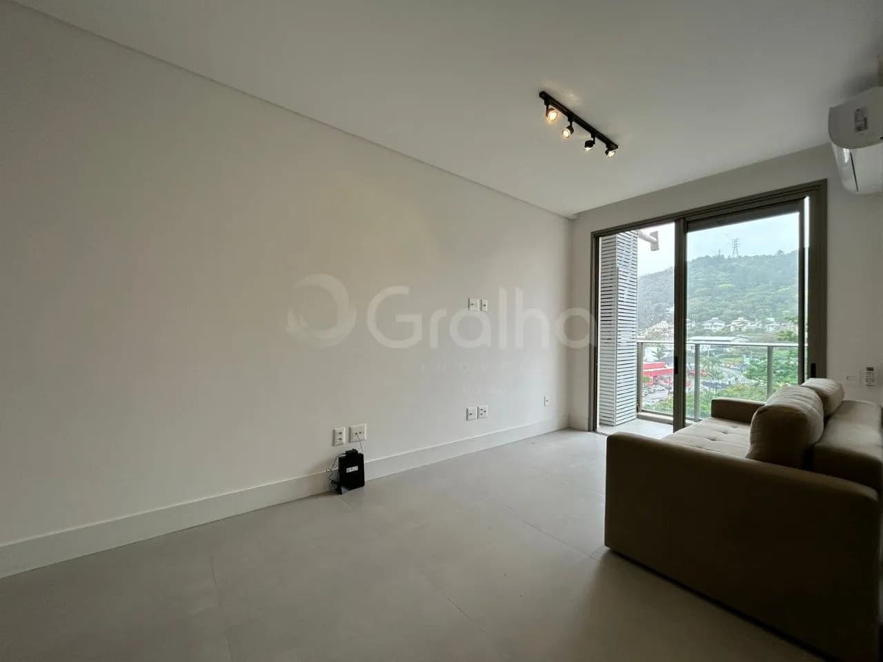 Apartamento para venda com 1 dormitório, em Côrrego Grande com 47 m² — foto 2