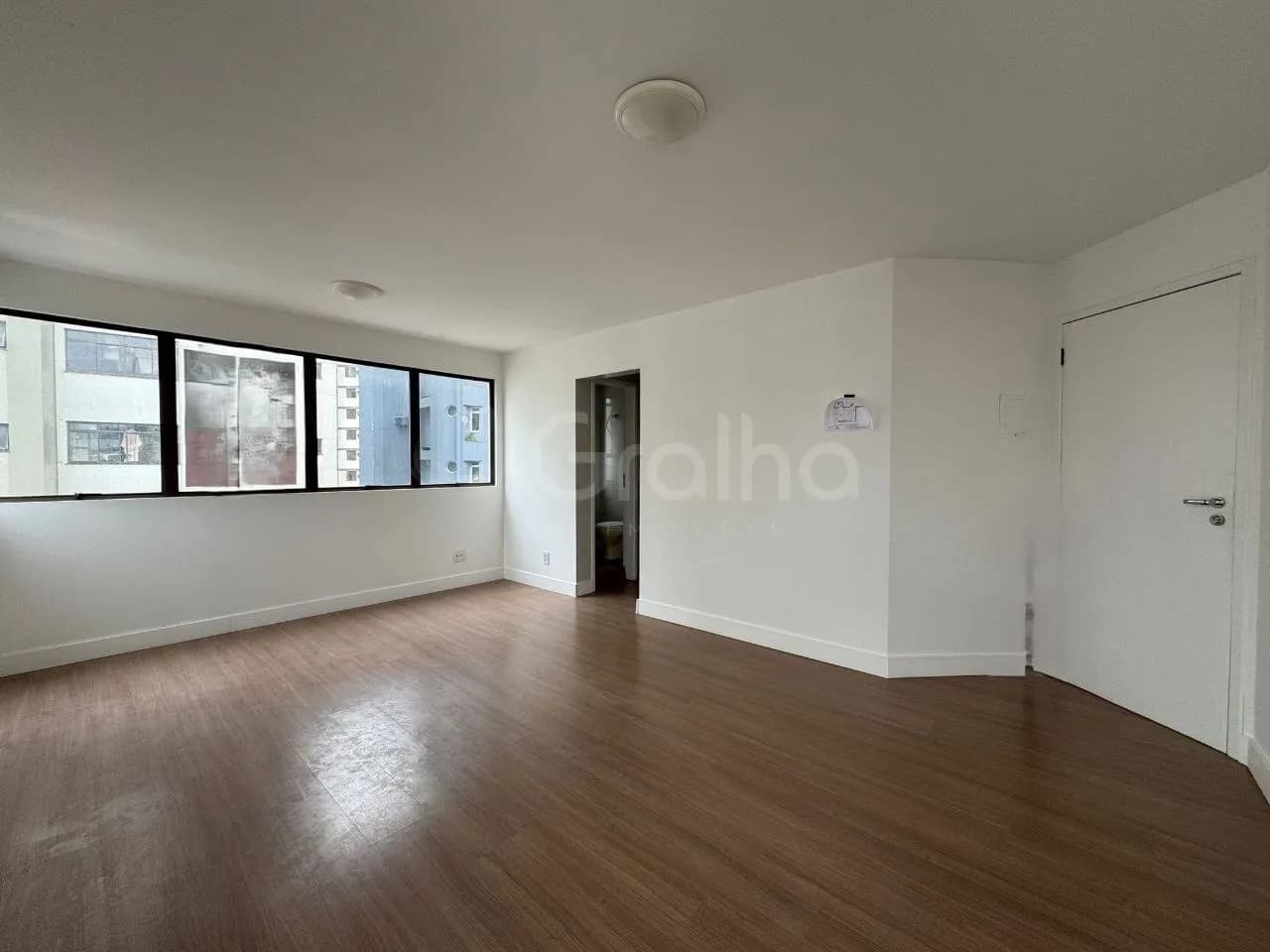 Sala comercial para venda em Centro com 24 m² — foto 4