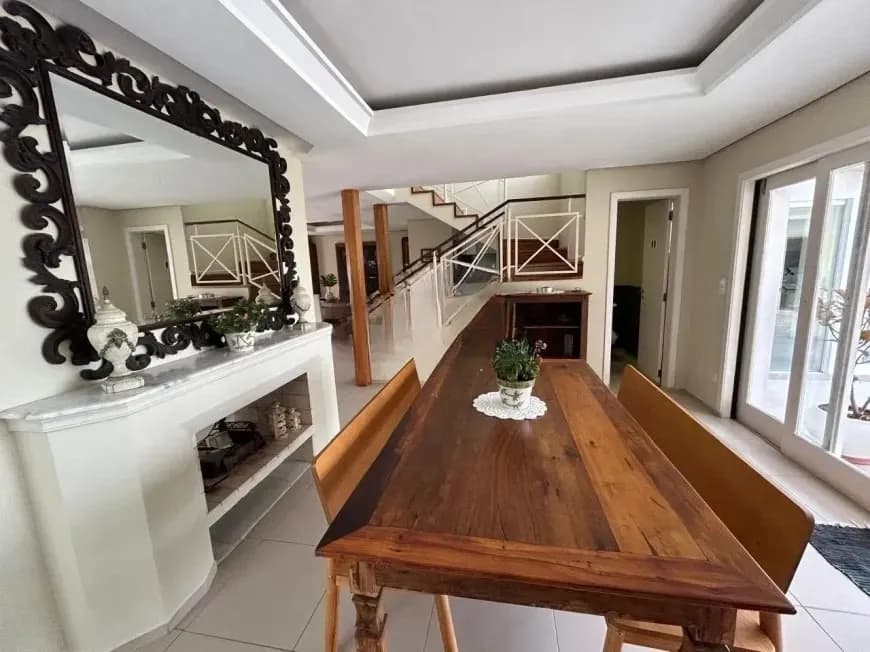 Casa para venda com 5 dormitórios em Lagoa Da Conceição com 440 m² — foto principal