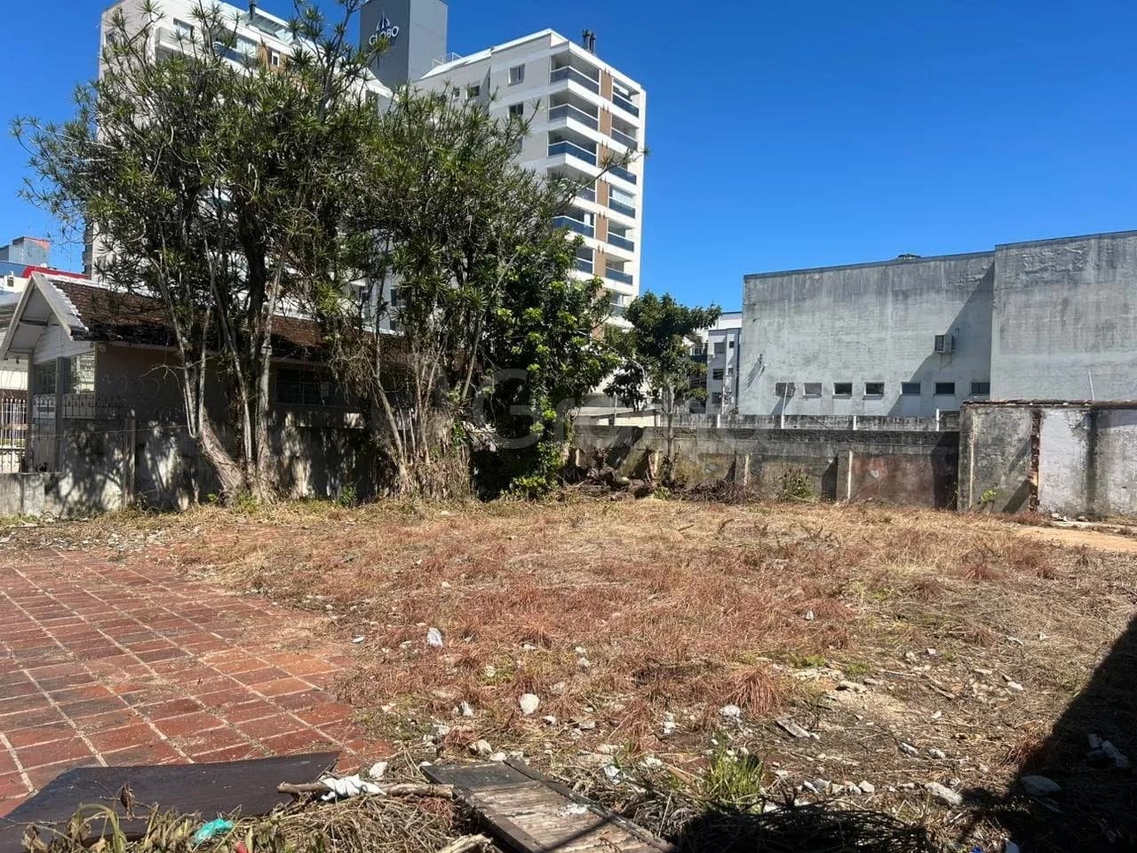 Terreno para venda em Estreito com 233 m² — foto principal