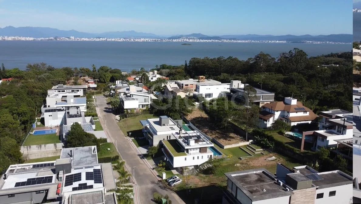 Terreno para venda em Cacupé com 762 m² — foto 2