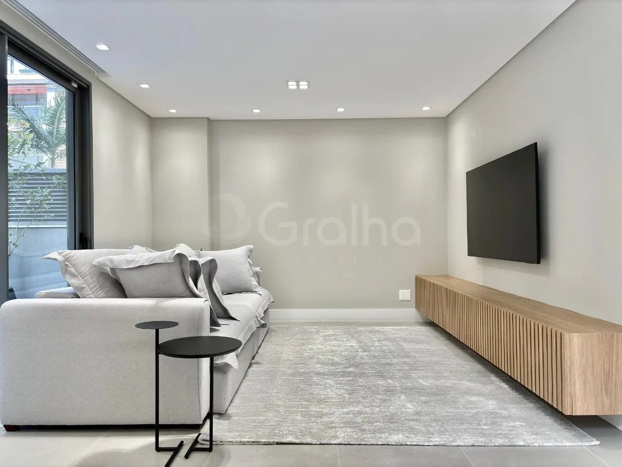 Apartamento para venda com 1 dormitório, em Jurerê com 129 m² — foto principal