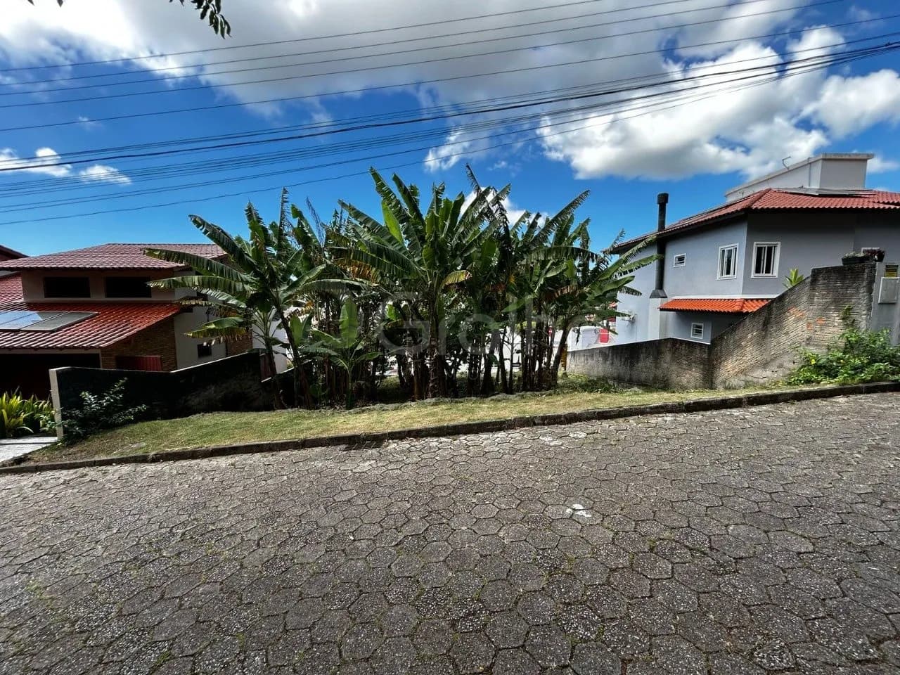Terreno para venda em Trindade com 750 m² — foto principal