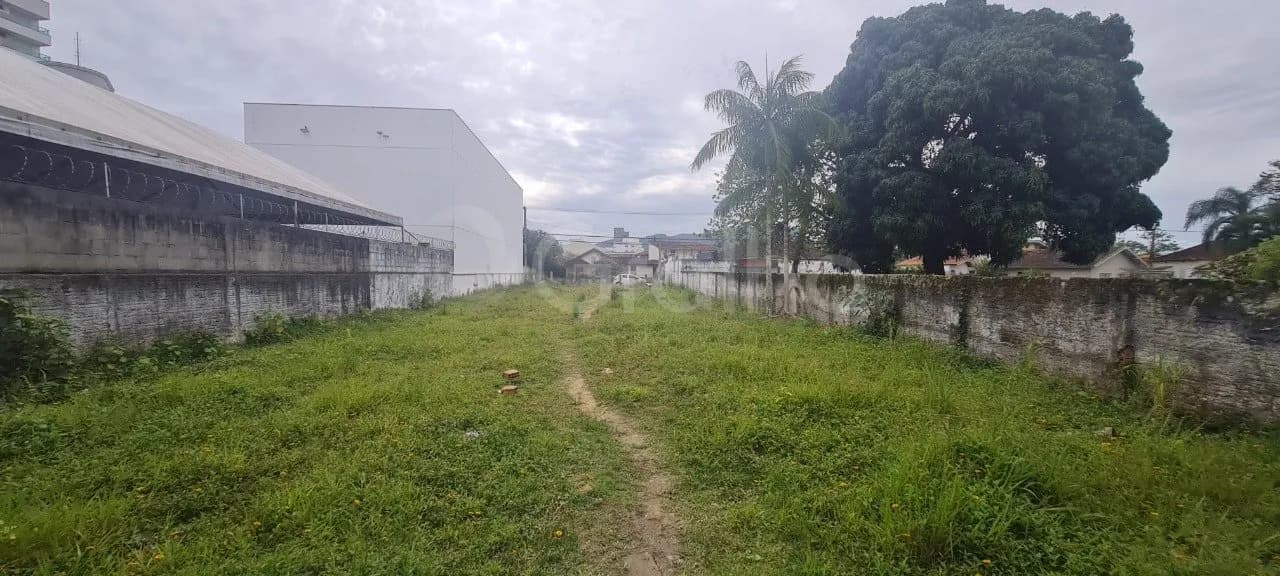 Terreno para venda em Centro com 987 m² — foto 5
