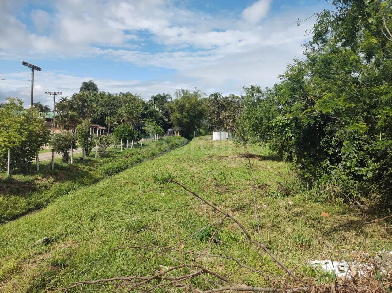 Terreno para venda em Saco Grande com 2500 m²