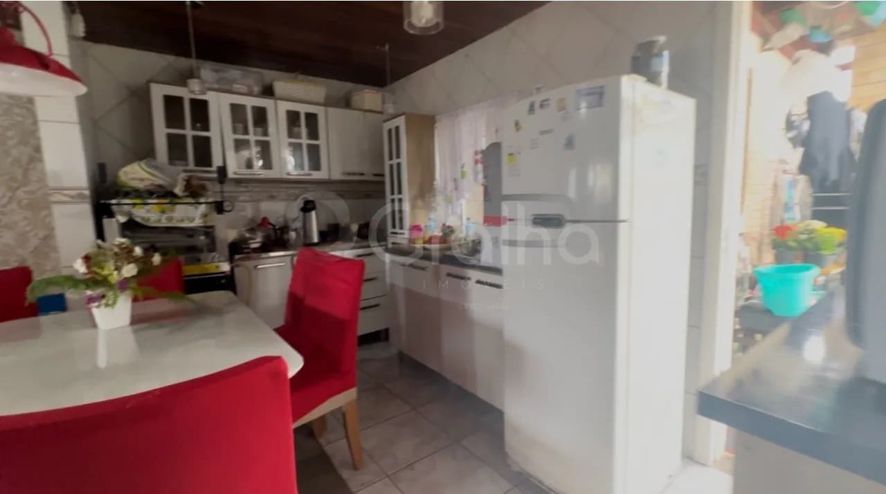 Casa para venda com 6 dormitórios em Tapera com 320 m² — foto 2