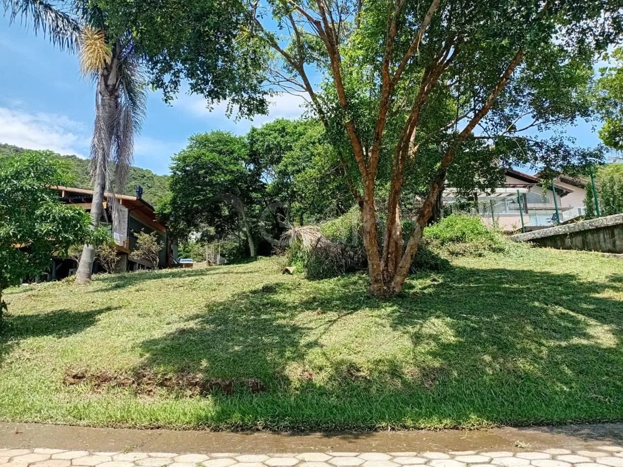 Terreno para venda em Capão com 1876 m²