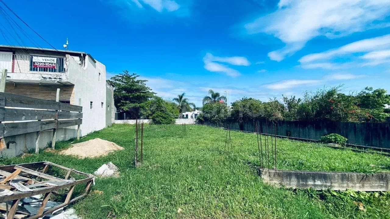Terreno para venda em Tapera com 450 m² — foto principal