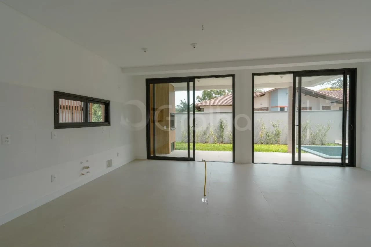 Casa de condomínio para venda com 4 dormitórios em Cacupé com 273 m² — foto 3