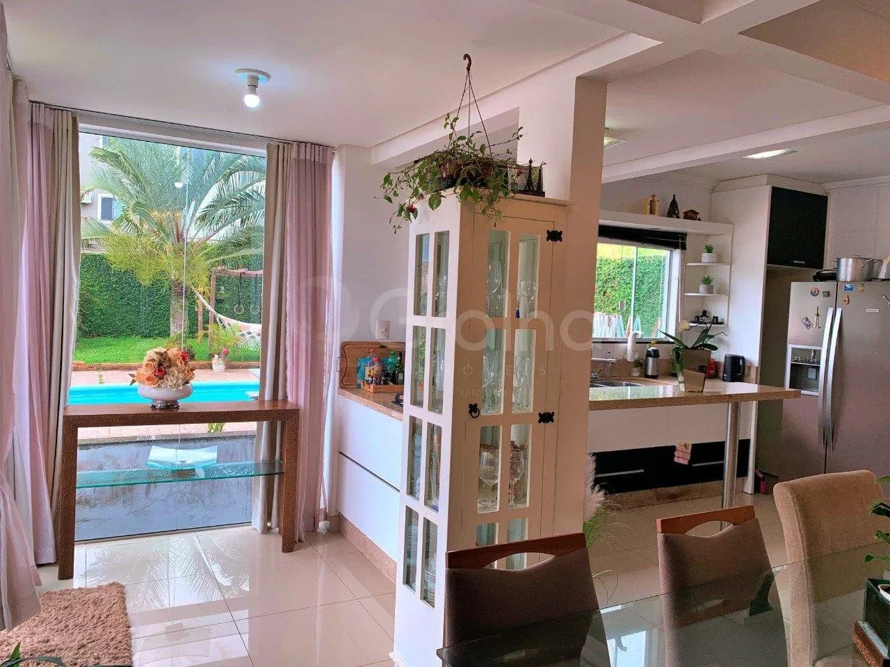 Casa para venda com 3 dormitórios em Pedra Branca com 241 m² — foto 3